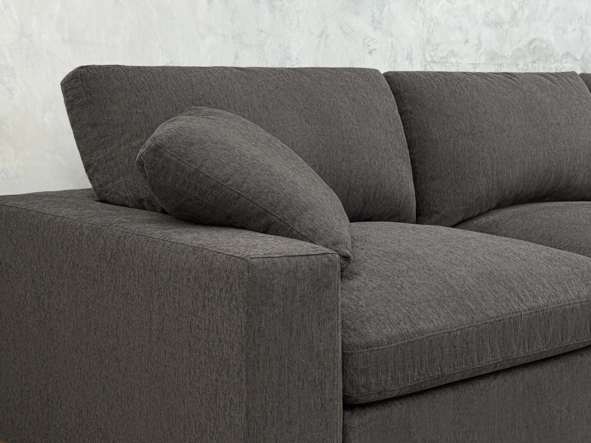 5-1 Sectional & Armchair Set