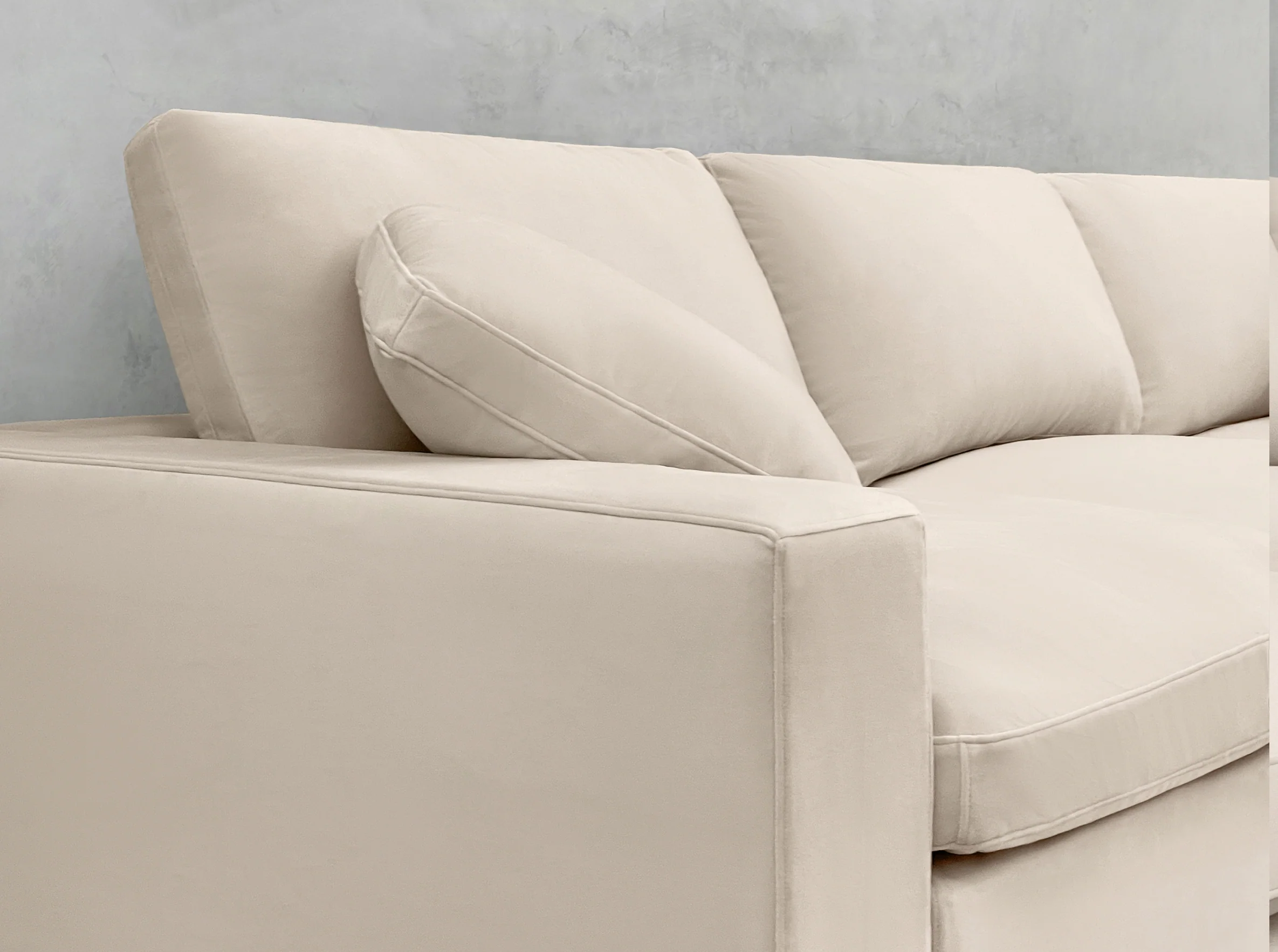 5-1 Sectional & Armchair Set