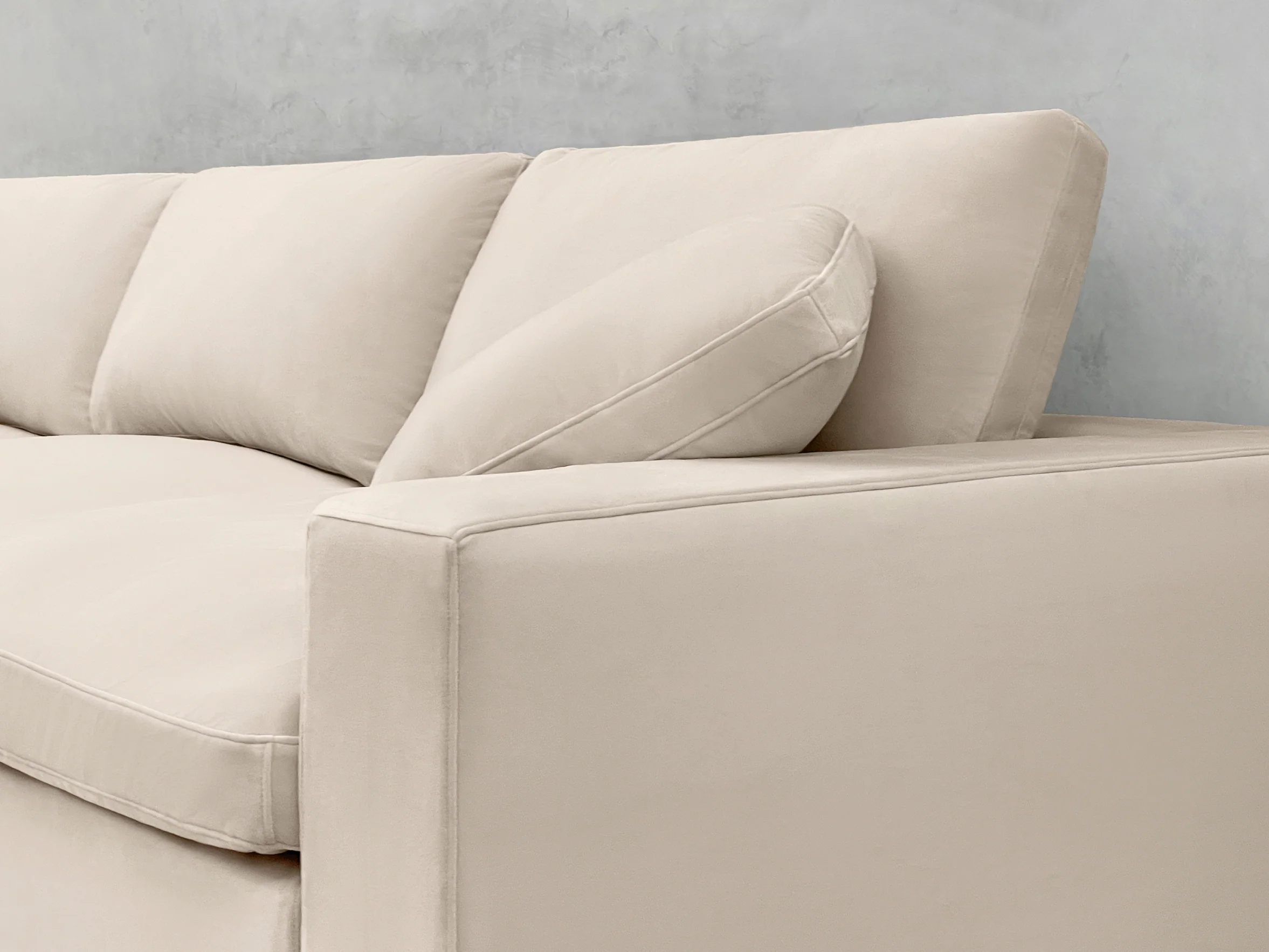 5-1 Sectional & Armchair Set