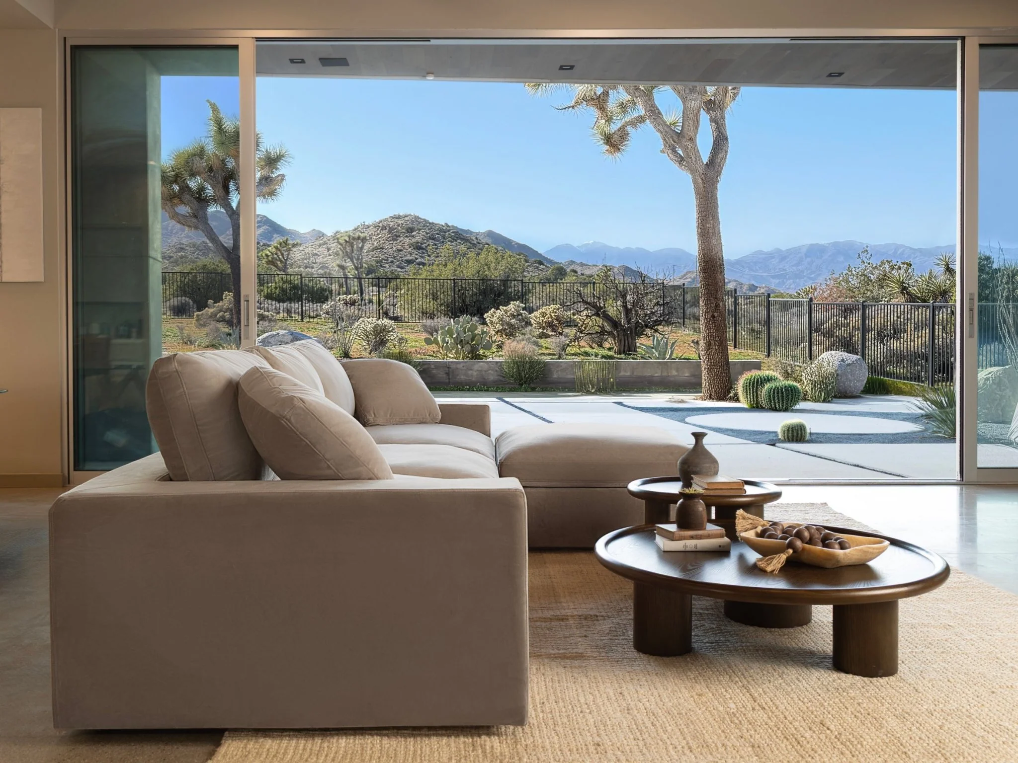 2-2 Sofa Set