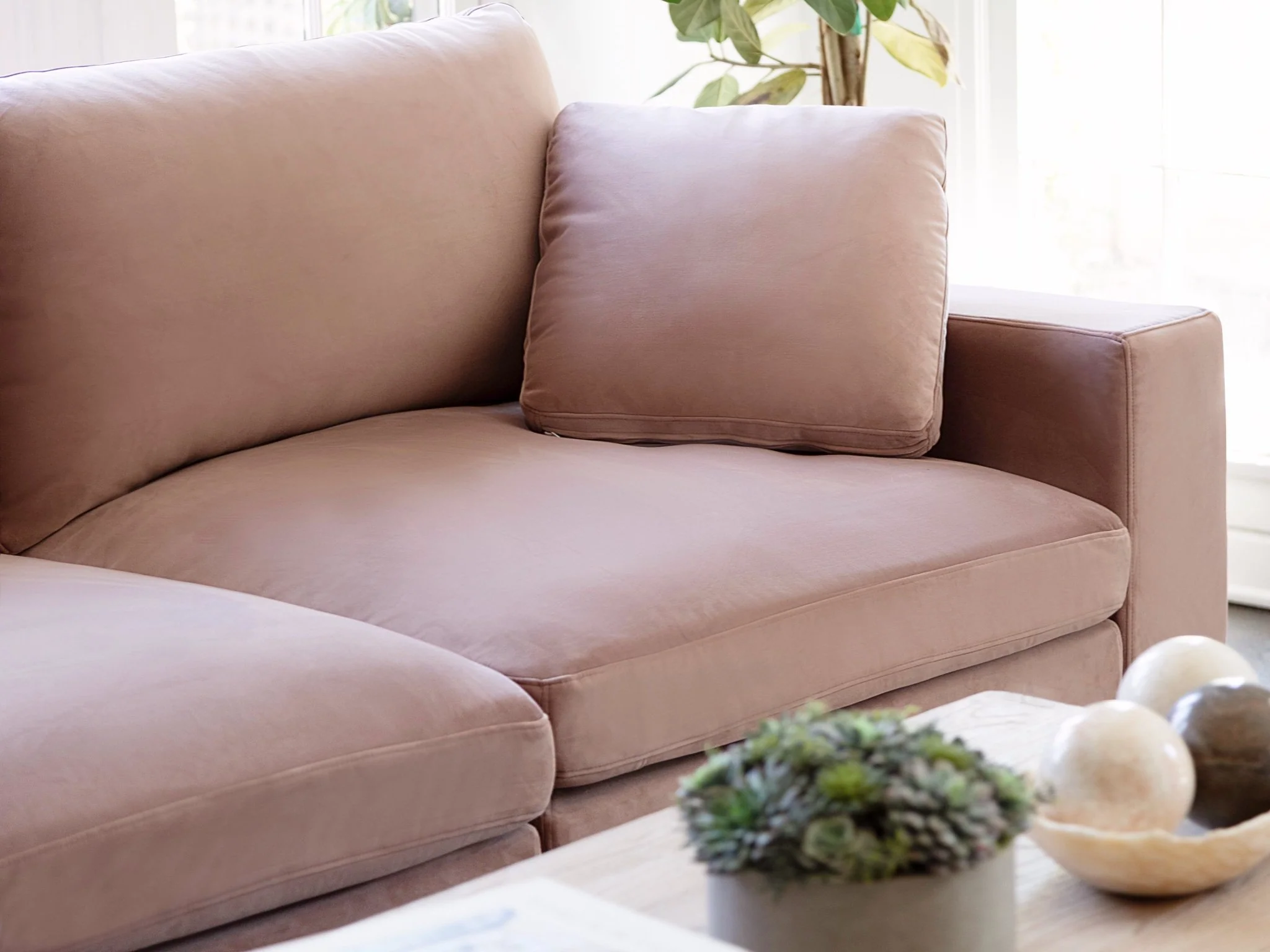 2-2 Sofa Set