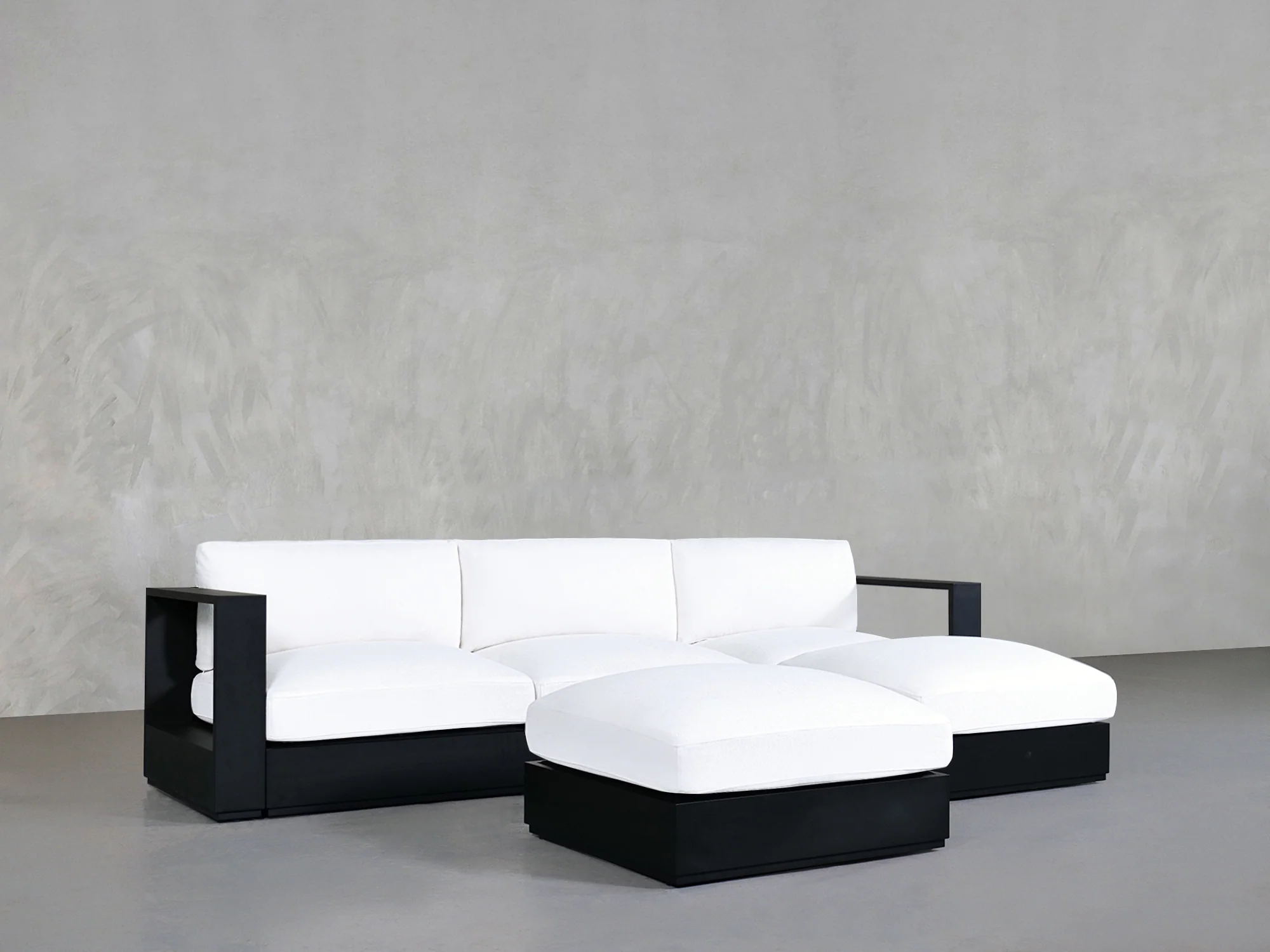 4-Seat Modular Chaise Sectional with Ottoman Aluminum Outdoor