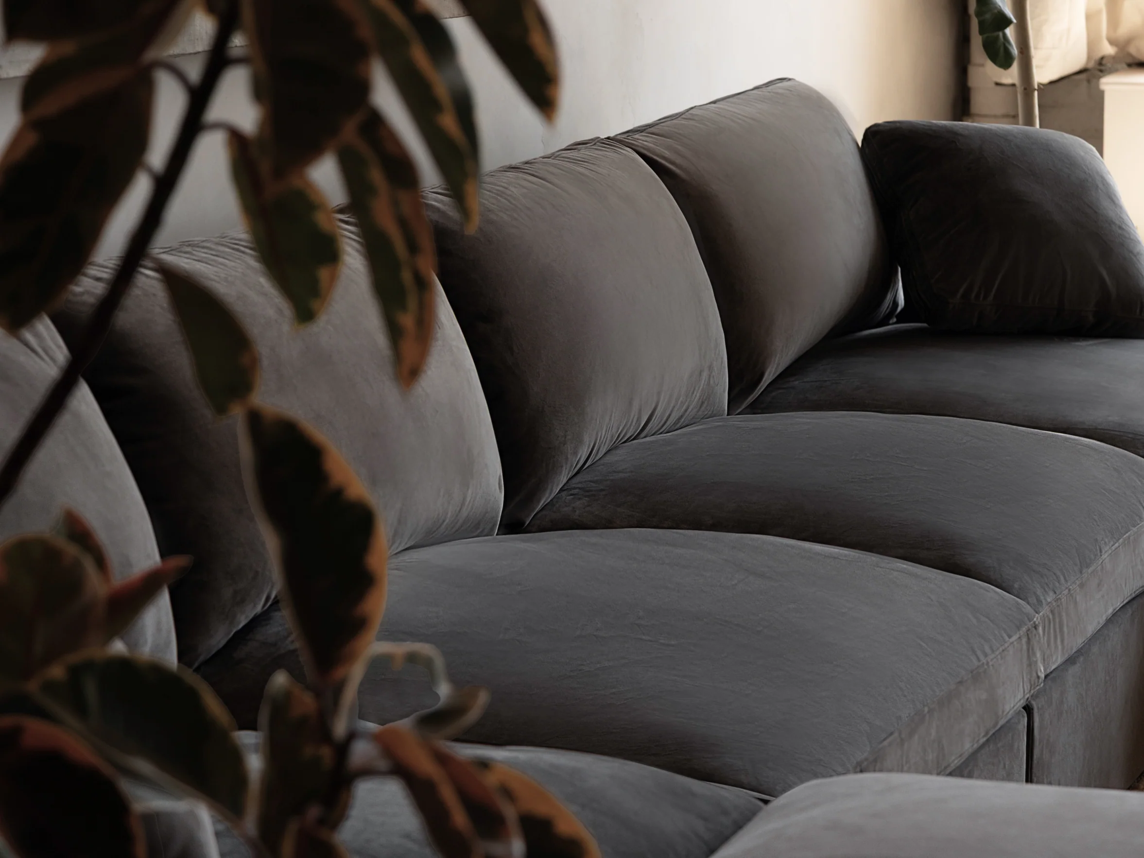 4-Seat Modular Corner Right Sectional